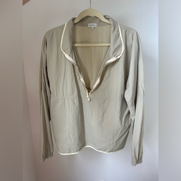 DONNI. Tops - Donni Windbreaker, size m, great condition